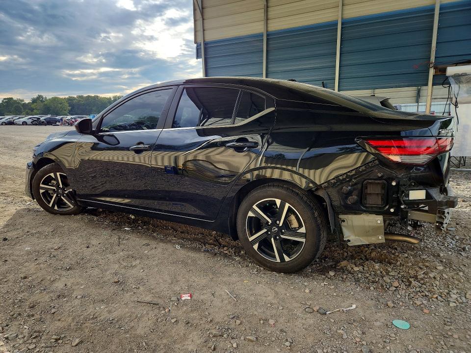Photo 2 from auction – 2024 NISSAN SENTRA with VIN 3N1AB8CV7RY324802