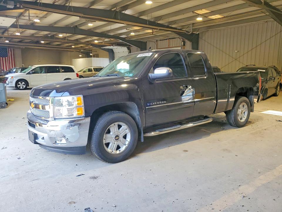 Снимка 1 от търг – 2013 CHEVROLET SILVERADO с VIN 1GCRKSE75DZ280924