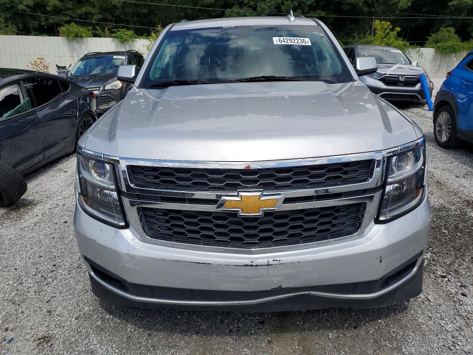 Photo 5 from auction – 2017 CHEVROLET SUBURBAN with VIN 1GNSCHKC8HR220636