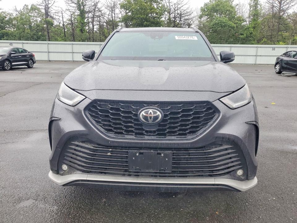 Снимка 5 от търг – 2021 TOYOTA HIGHLANDER с VIN 5TDLZRBH4MS075314