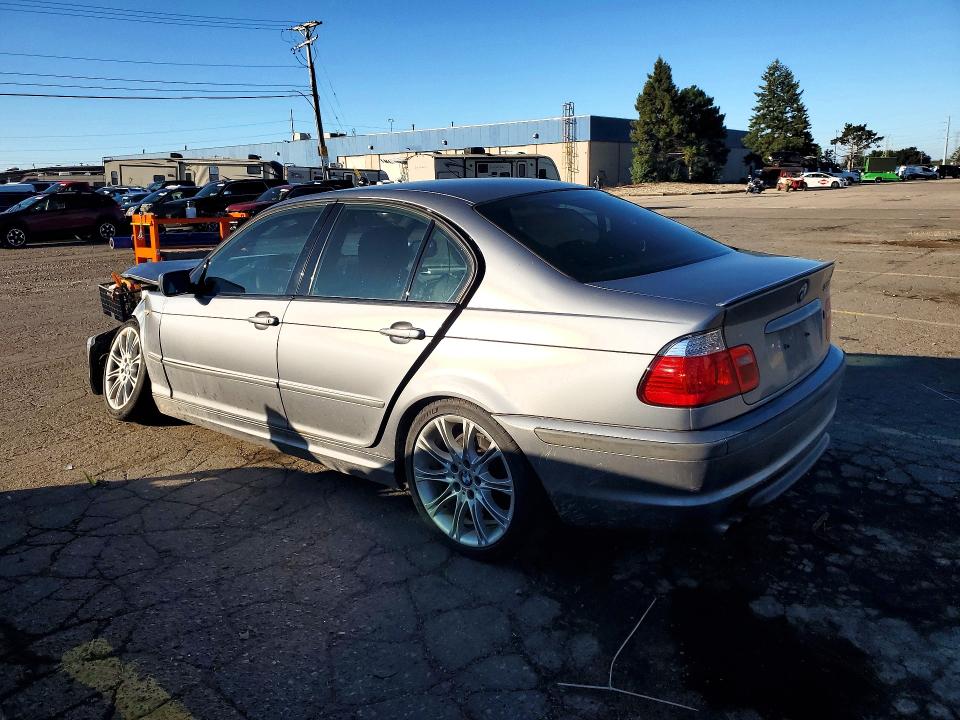 Photo 2 from auction – 2005 BMW 330 with VIN WBAEV53495KM08475