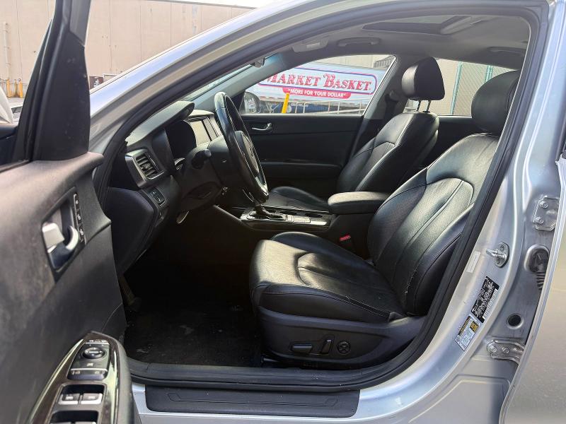 Photo 11 from auction – 2018 KIA OPTIMA EX with VIN 5XXGU4L36JG206570