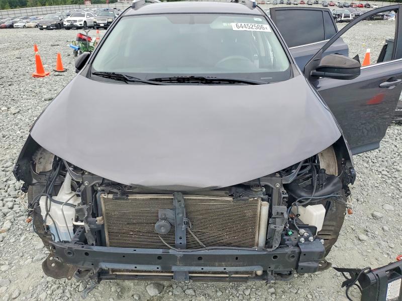 Photo 11 from auction – 2015 TOYOTA RAV4 with VIN JTMZFREV3FJ043216