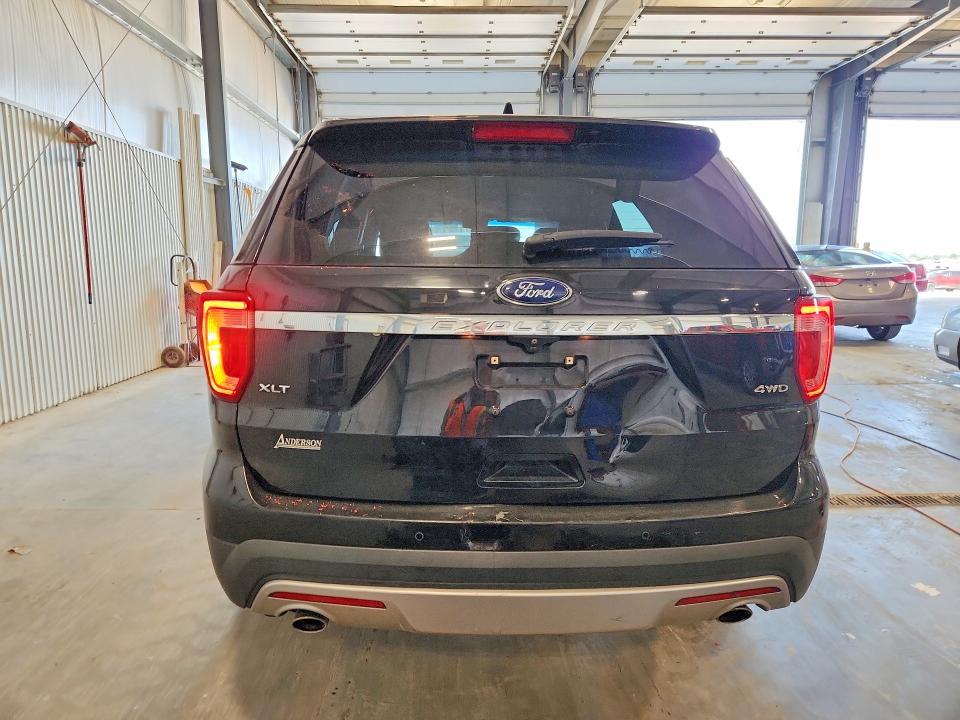 Photo 6 from auction – 2016 FORD EXPLORER with VIN 1FM5K8D88GGC02693