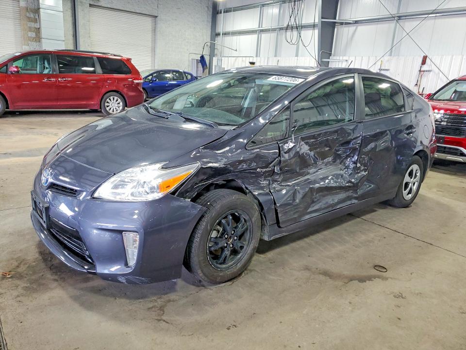 TOYOTA PRIUS 2015 with VIN JTDKN3DU2F1905268 - Photo from auction