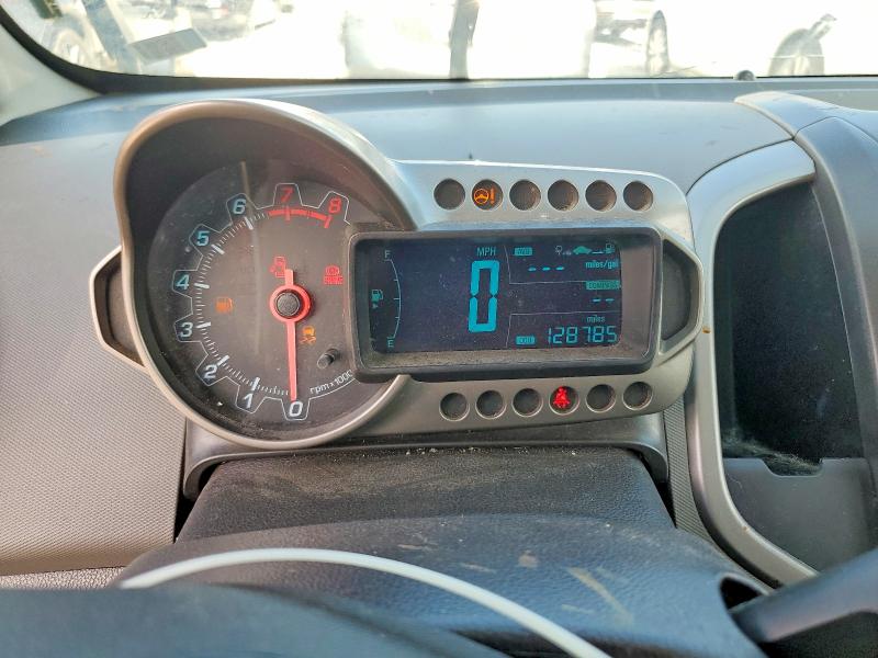 Photo 9 from auction – 2015 CHEVROLET SONIC with VIN 1G1JC6SH5F4120288