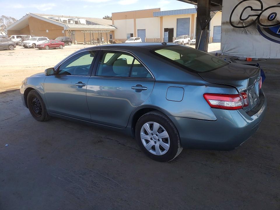 Photo 2 from auction – 2011 TOYOTA CAMRY with VIN 4T4BF3EK7BR108650
