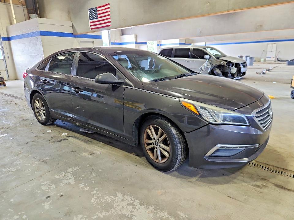 Photo 4 from auction – 2015 HYUNDAI SONATA with VIN 5NPE24AF1FH034017