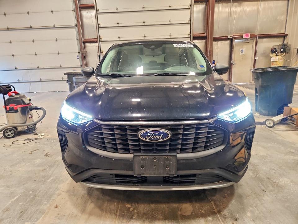 Photo 5 from auction – 2023 FORD ESCAPE with VIN 1FMCU0GNXPUA11377