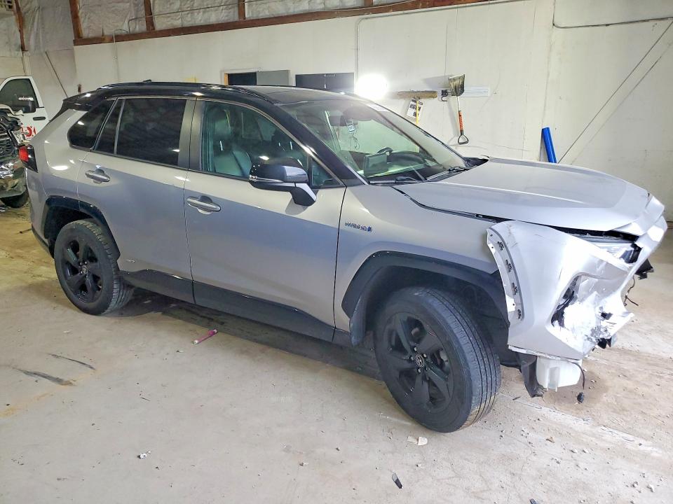 Foto 4 de la subasta – 2020 TOYOTA RAV4 con VIN 4T3EWRFV6LU005392