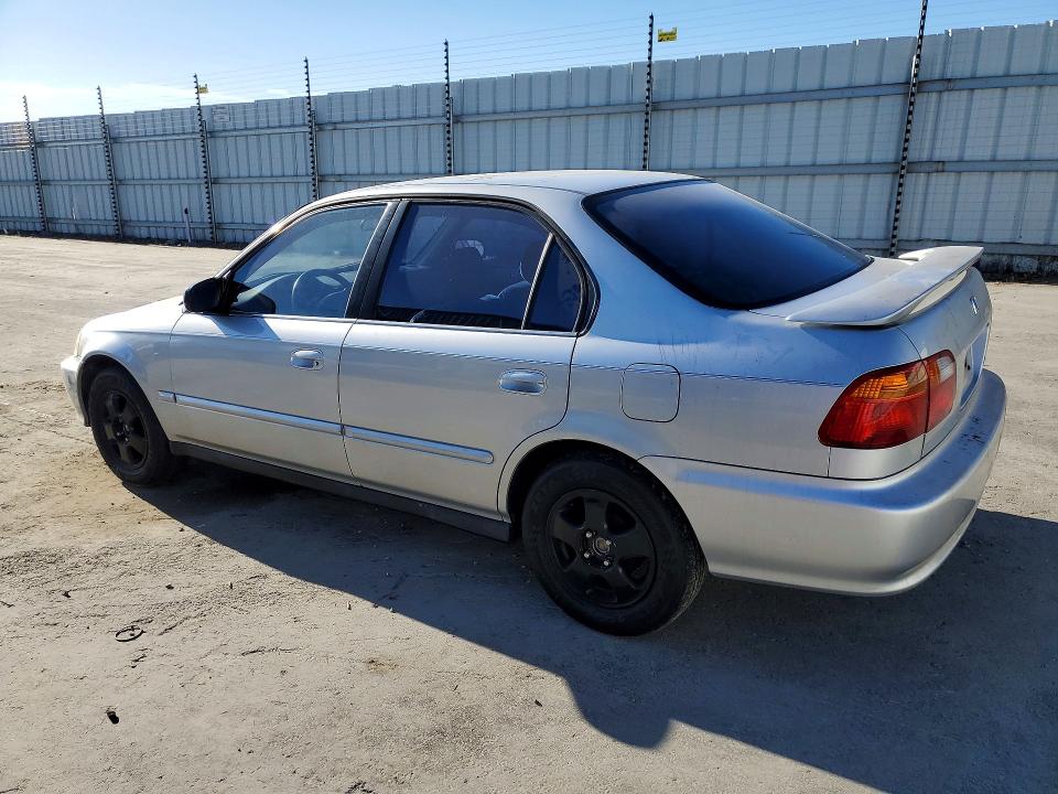 Photo 2 from auction – 2000 HONDA CIVIC with VIN 2HGEJ6615YH577606