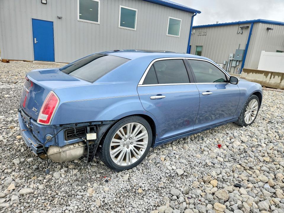 Photo 3 from auction – 2011 CHRYSLER 300C with VIN 2C3CA6CT0BH579500