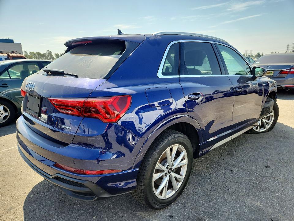 Photo 3 from auction – 2021 AUDI Q3 with VIN WA1DECF38M1025955