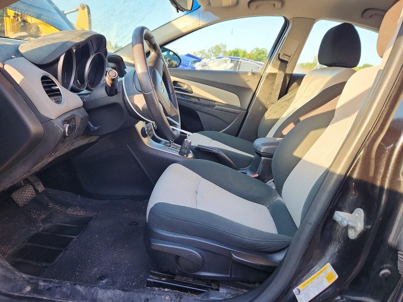 Photo 7 from auction – 2011 CHEVROLET CRUZE with VIN 1G1PC5SH2B7237663