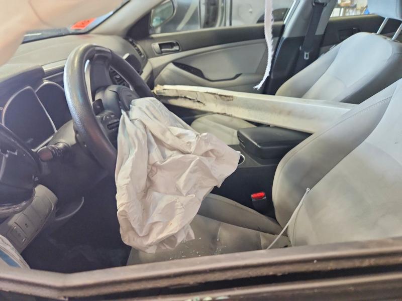 Фото 7 с аукциона – 2014 KIA OPTIMA с VIN 5XXGM4A70EG315375