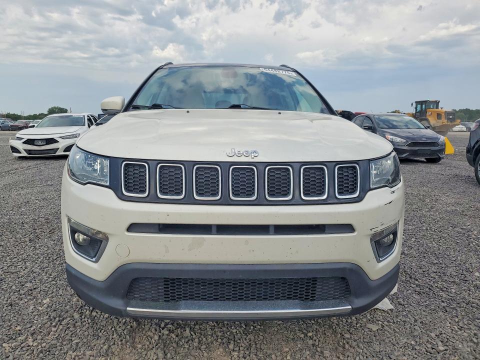 Снимка 5 от търг – 2018 JEEP COMPASS с VIN 3C4NJDCB2JT264929