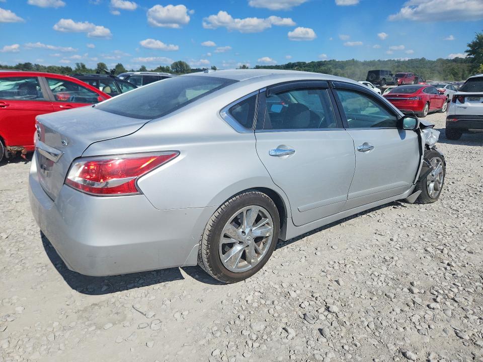 Photo 3 from auction – 2015 NISSAN ALTIMA with VIN 1N4AL3AP1FC282980