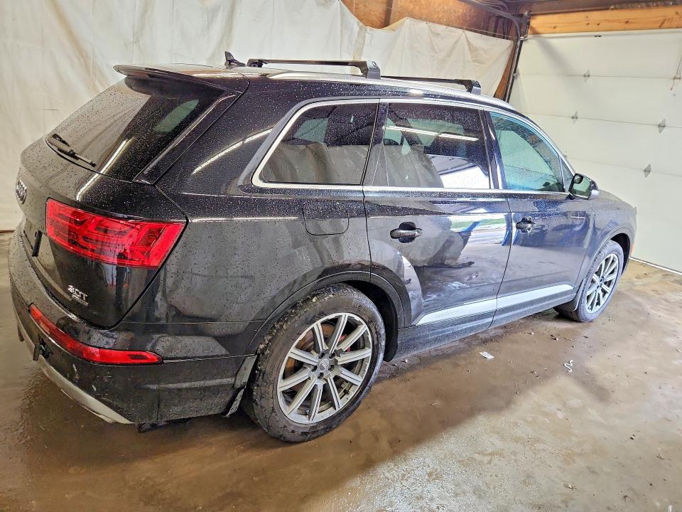Photo 3 from auction – 2017 AUDI Q7 with VIN WA1LAAF71HD050909