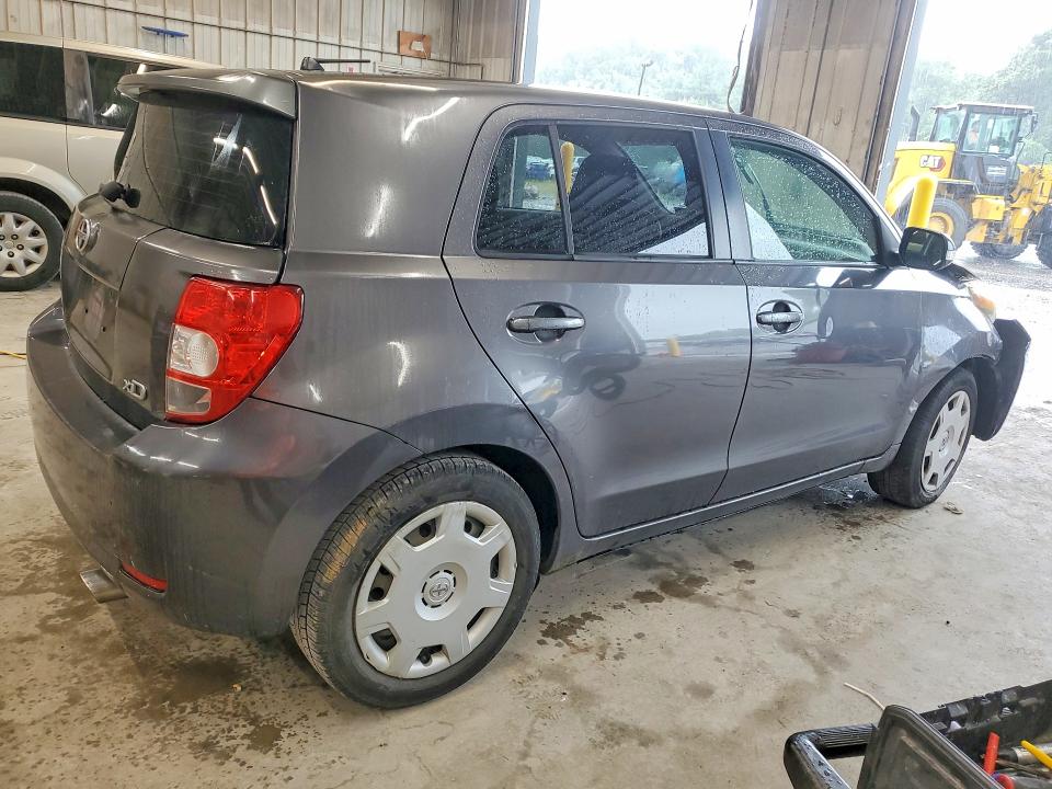 Photo 3 from auction – 2011 SCION XD with VIN JTKKU4B48B1013198
