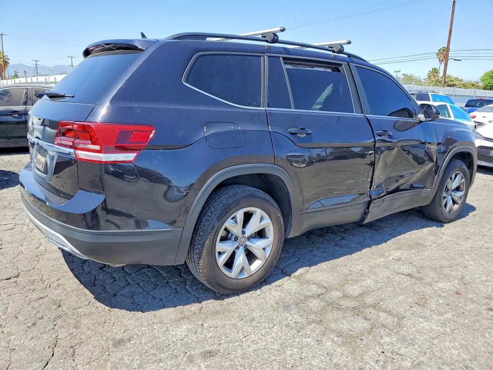 Фото 3 с аукциона – 2020 VOLKSWAGEN ATLAS с VIN 1V2DP2CA2LC501938