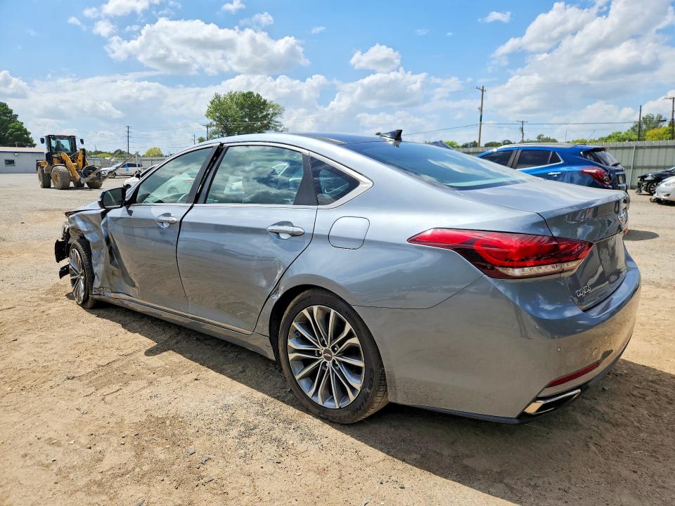 Photo 2 from auction – 2016 HYUNDAI GENESIS with VIN KMHGN4JE1GU121538