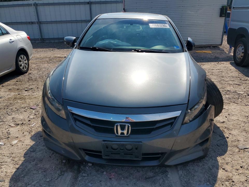 Photo 5 from auction – 2012 HONDA ACCORD with VIN 1HGCS1B83CA012644