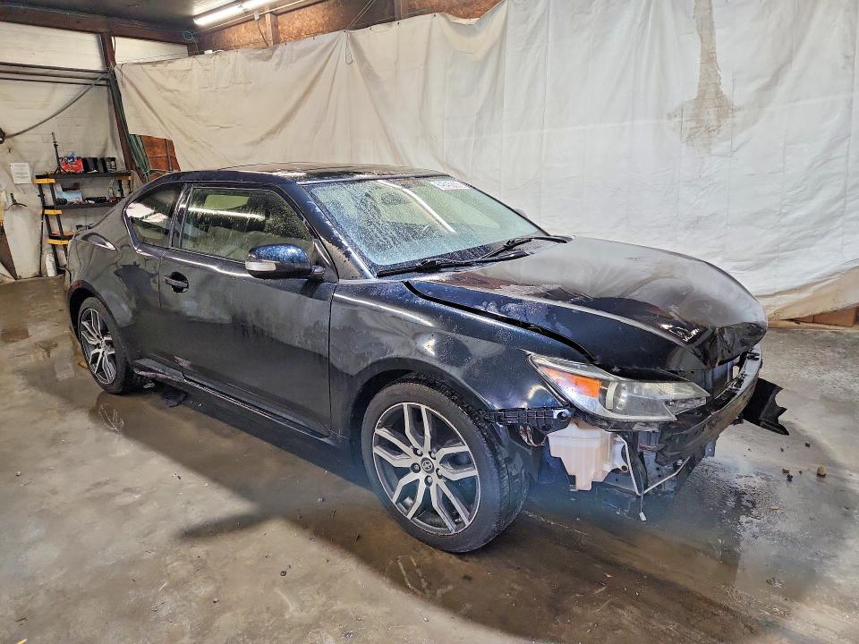 Photo 4 from auction – 2015 SCION TC with VIN JTKJF5C76F3092322