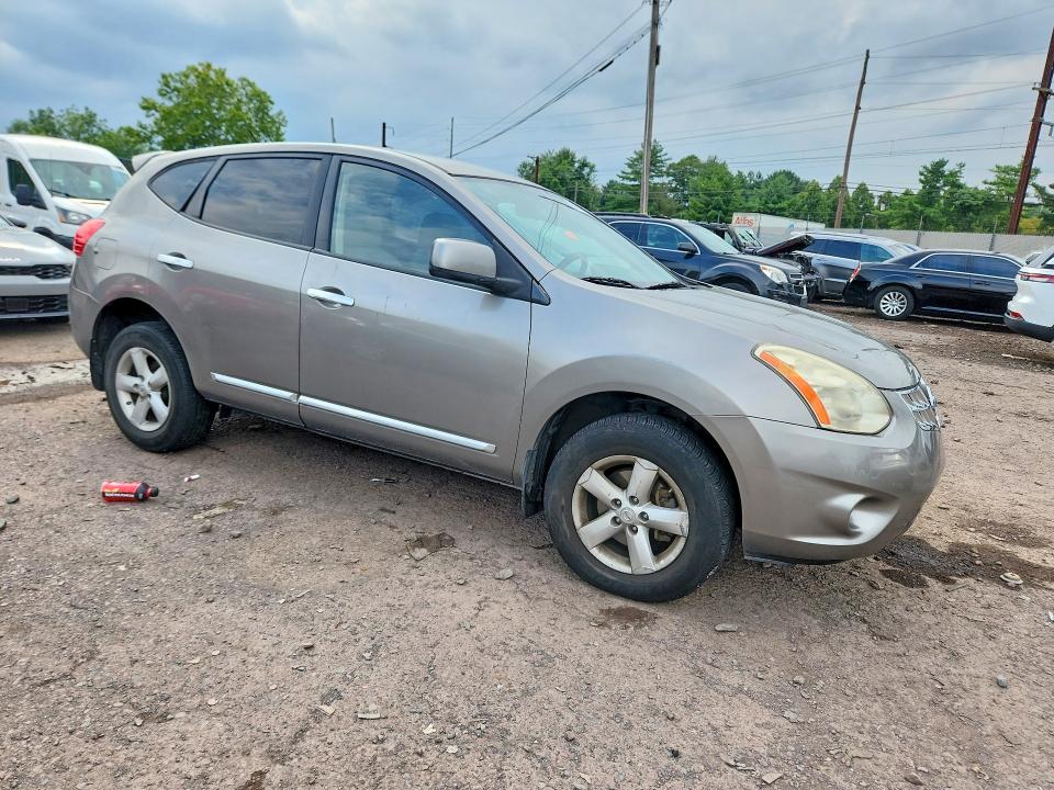 Photo 4 from auction – 2013 NISSAN ROGUE with VIN JN8AS5MVXDW606155