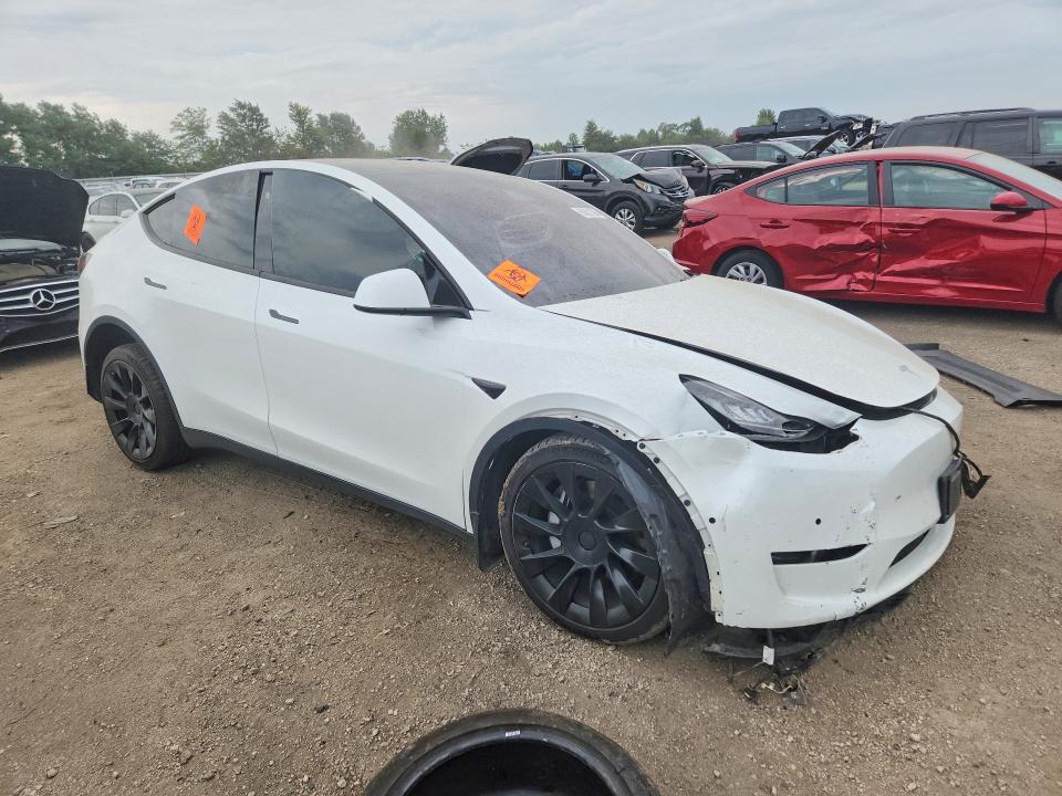 Photo 4 from auction – 2021 TESLA MODEL Y with VIN 5YJYGDEEXMF299949