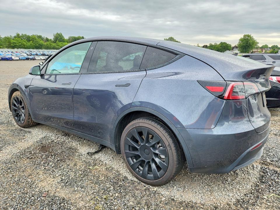 Photo 2 from auction – 2022 TESLA MODEL Y with VIN 7SAYGDEE4NF338751
