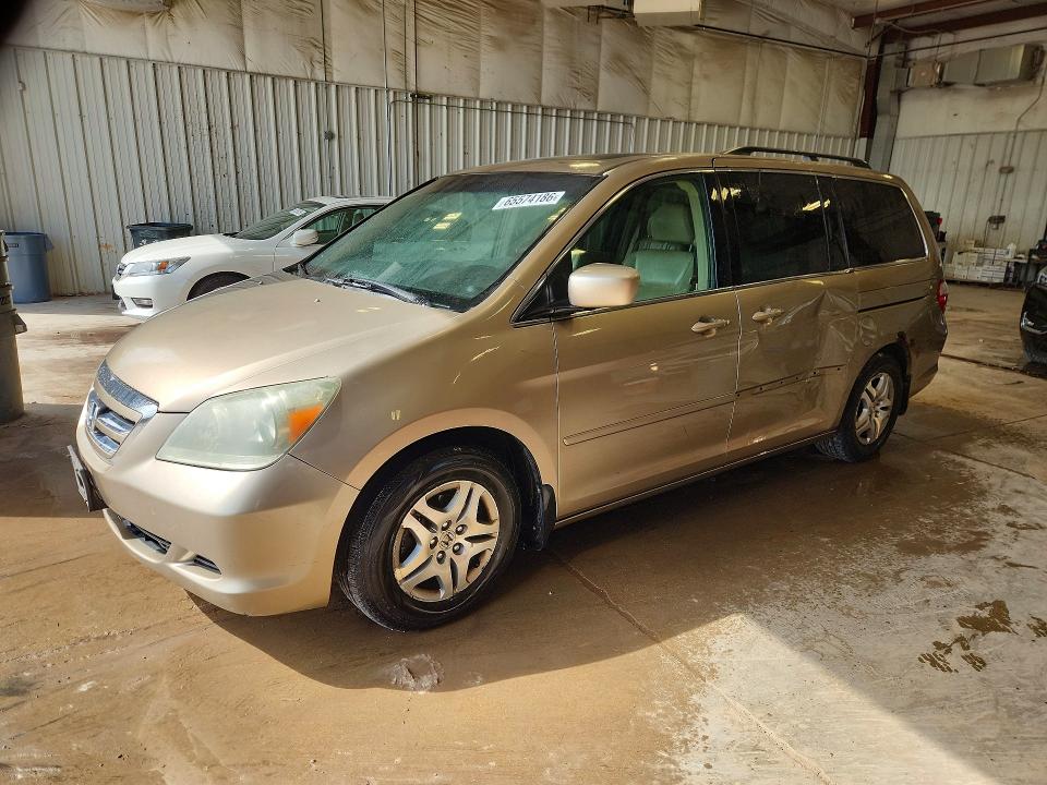 HONDA ODYSSEY 2005 with VIN 5FNRL38625B037682 - Photo from auction