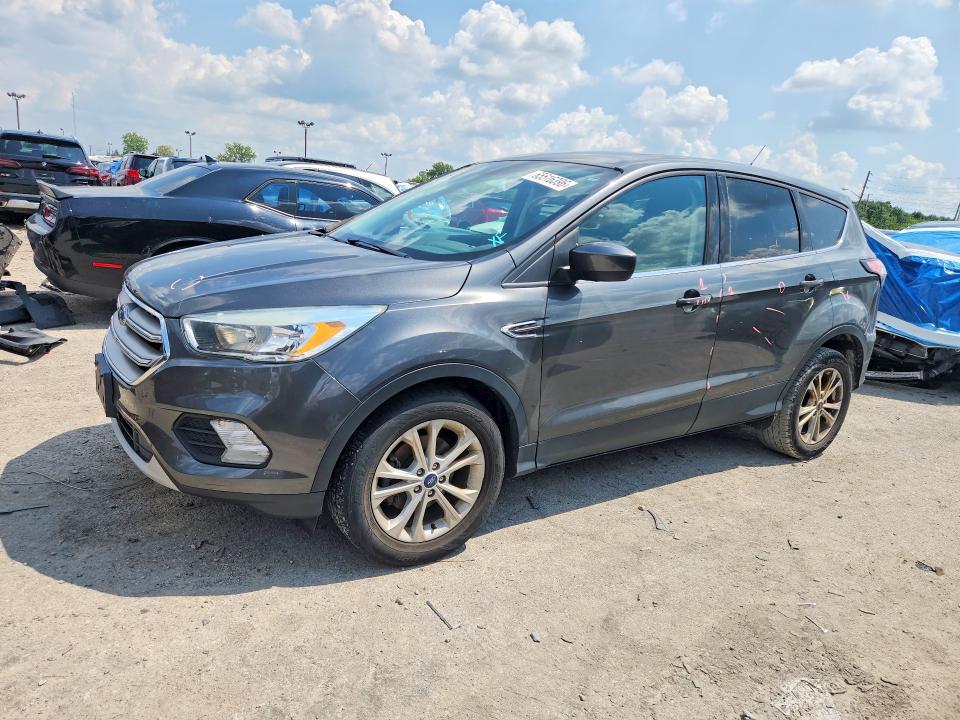 FORD ESCAPE 2017 с VIN 1FMCU0GD7HUD26064 - Снимка от търг