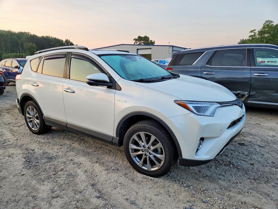 Photo 4 from auction – 2017 TOYOTA RAV4 HV with VIN JTMDJREV6HD080223