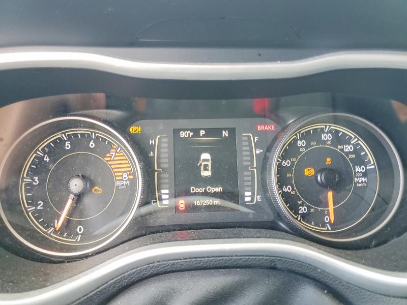 Photo 9 from auction – 2018 JEEP CHEROKEE with VIN 1C4PJMLX0JD508233