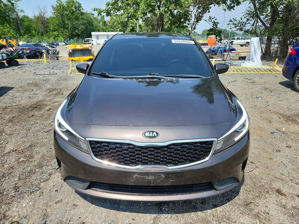 Photo 5 from auction – 2017 KIA FORTE with VIN 3KPFL4A75HE151570