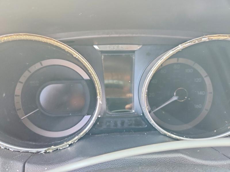 Zdjęcie 9 z aukcji – 2011 HYUNDAI SONATA z VIN KMHEC4A46BA001572