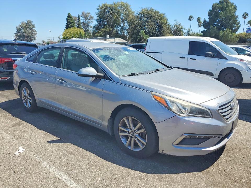 Photo 4 from auction – 2015 HYUNDAI SONATA with VIN 5NPE24AF8FH206401