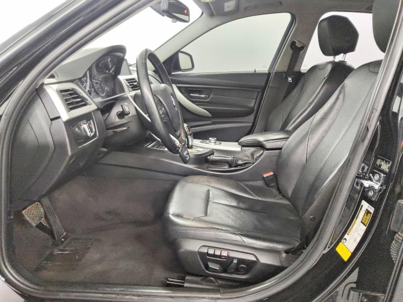 Photo 7 from auction – 2012 BMW 328 with VIN WBA3C1C56CA696666