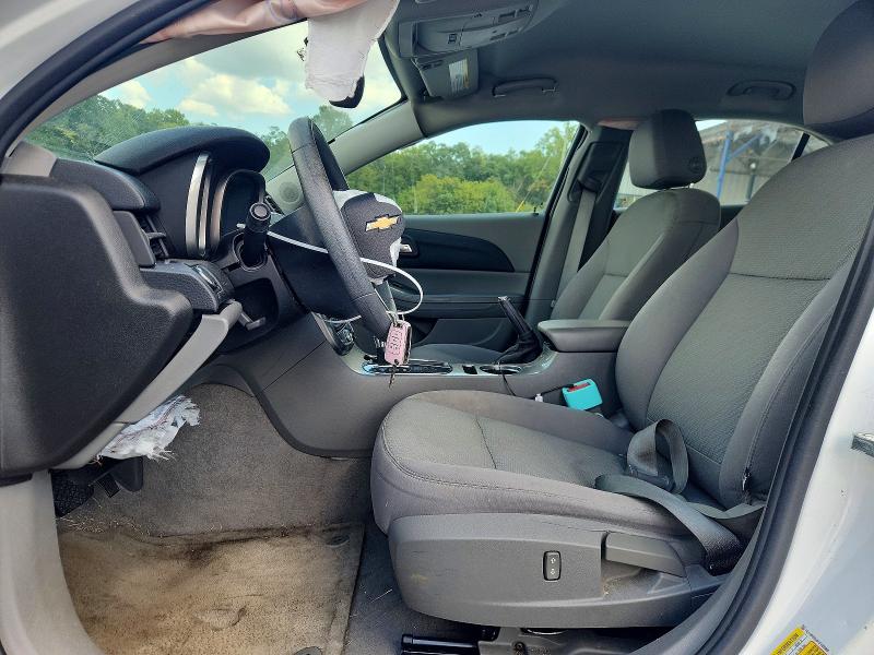 Photo 7 from auction – 2015 CHEVROLET MALIBU with VIN 1G11B5SL8FF102860