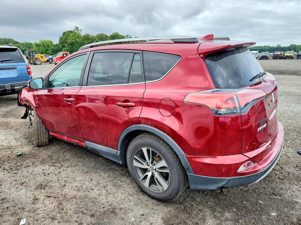 Photo 2 from auction – 2018 TOYOTA RAV4 with VIN 2T3RFREV0JW804584