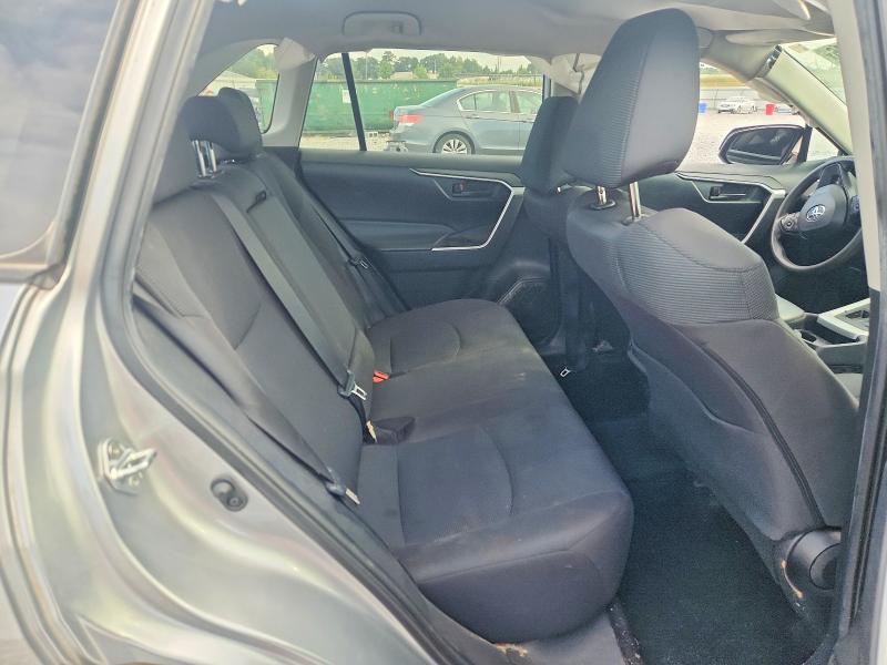 Photo 11 from auction – 2020 TOYOTA RAV4 with VIN 2T3H1RFV6LC085466