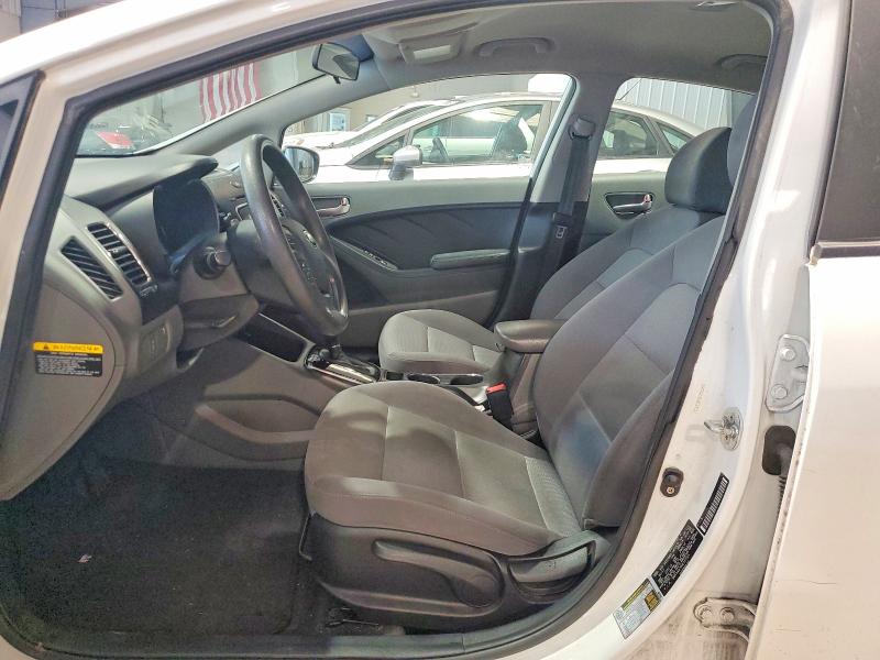 Photo 7 from auction – 2017 KIA FORTE with VIN 3KPFK4A70HE127521