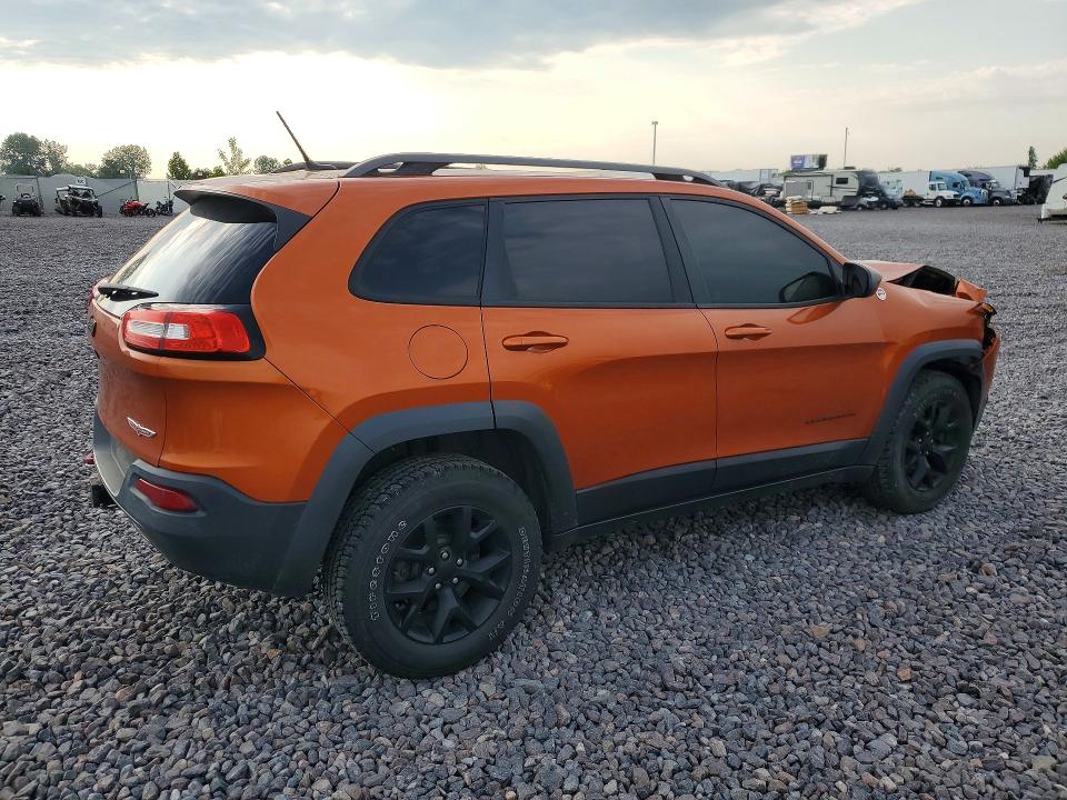 Photo 3 from auction – 2015 JEEP CHEROKEE with VIN 1C4PJMBB0FW630544