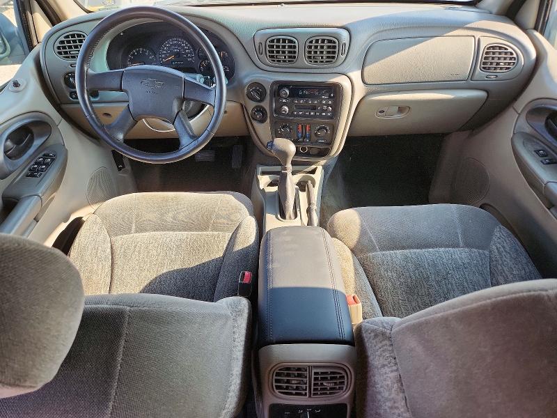 Photo 8 from auction – 2003 CHEVROLET TRAIL BLAZER with VIN 1GNDT13S732303448