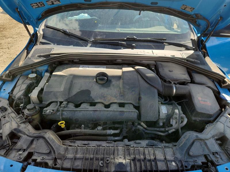Photo 11 from auction – 2015 VOLVO V60 with VIN YV1A92SW4F1229818