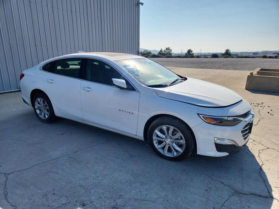 Photo 4 from auction – 2024 CHEVROLET MALIBU with VIN 1G1ZD5ST4RF222382