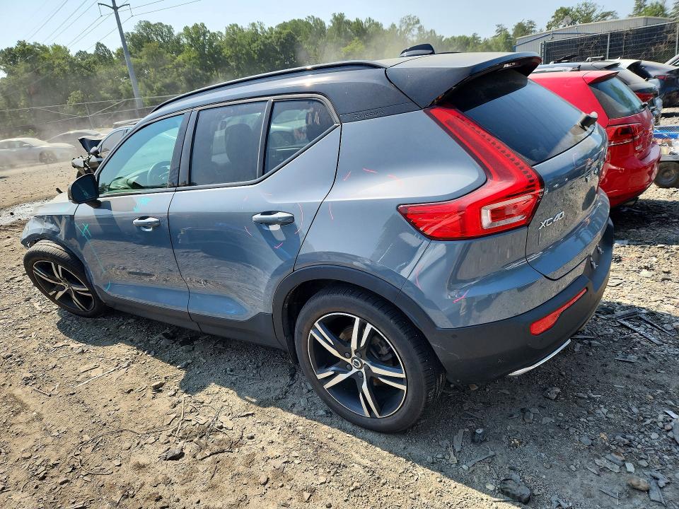 Photo 2 from auction – 2020 VOLVO XC40 with VIN YV4162UM2L2288914