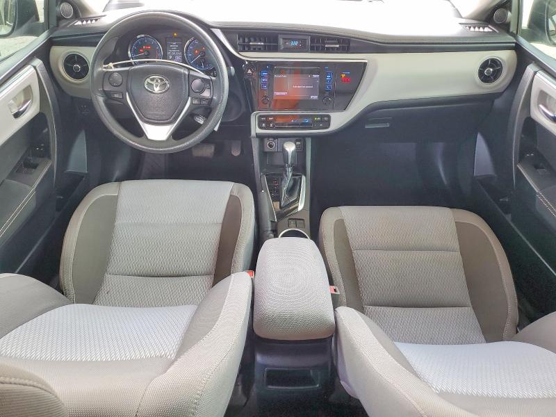 Снимка 8 от търг – 2019 TOYOTA COROLLA с VIN 2T1BURHE5KC236573