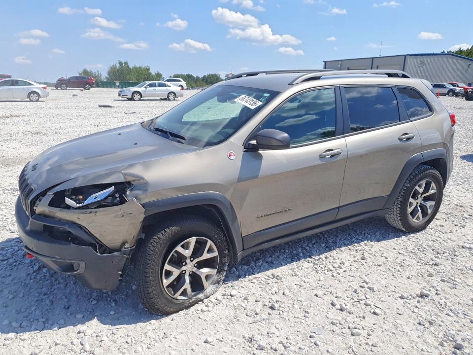 JEEP CHEROKEE 2016 with VIN 1C4PJMBS0GW377730 - Photo from auction