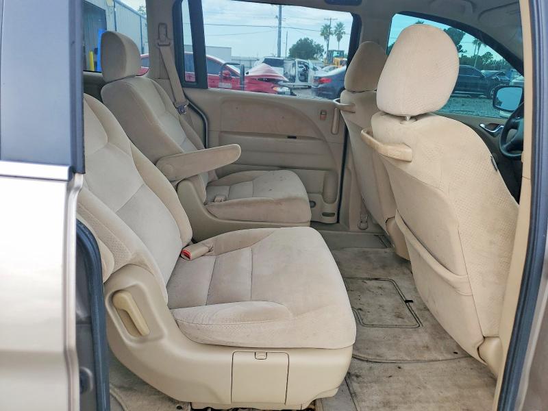 Photo 11 from auction – 2006 HONDA ODYSSEY with VIN 5FNRL38266B113676